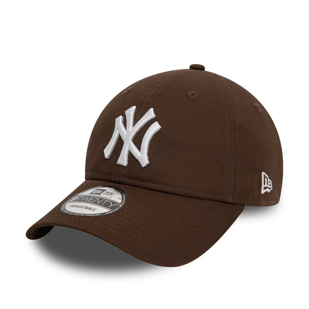 New York Yankees MLB League Essential 9Twenty Strapback New Era Brown/White