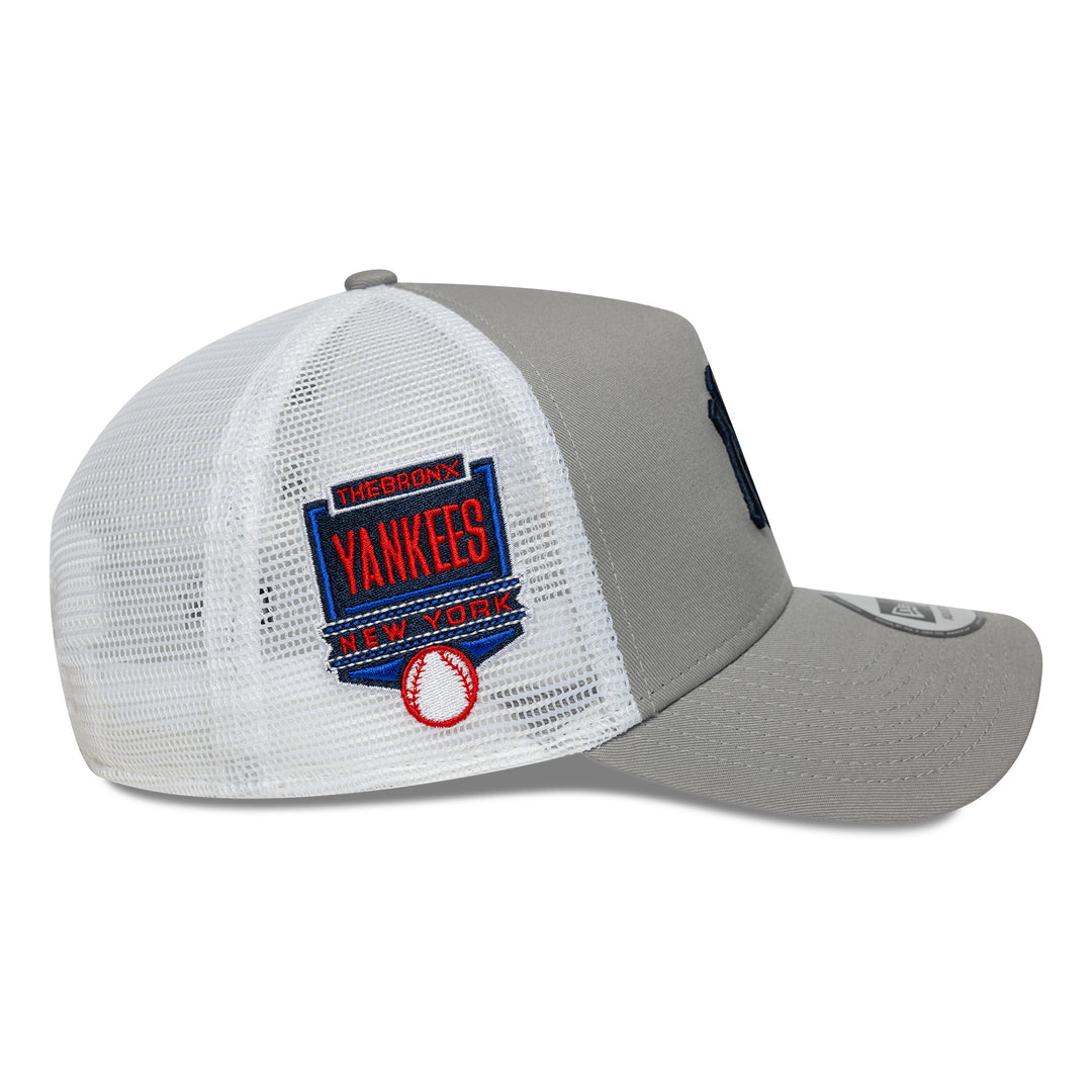 New York Yankees MLB Trucker Snapback Side Patch New Era Grey/Blue