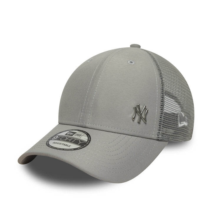 New York Yankees MLB Flawless 9Forty Trucker Grey