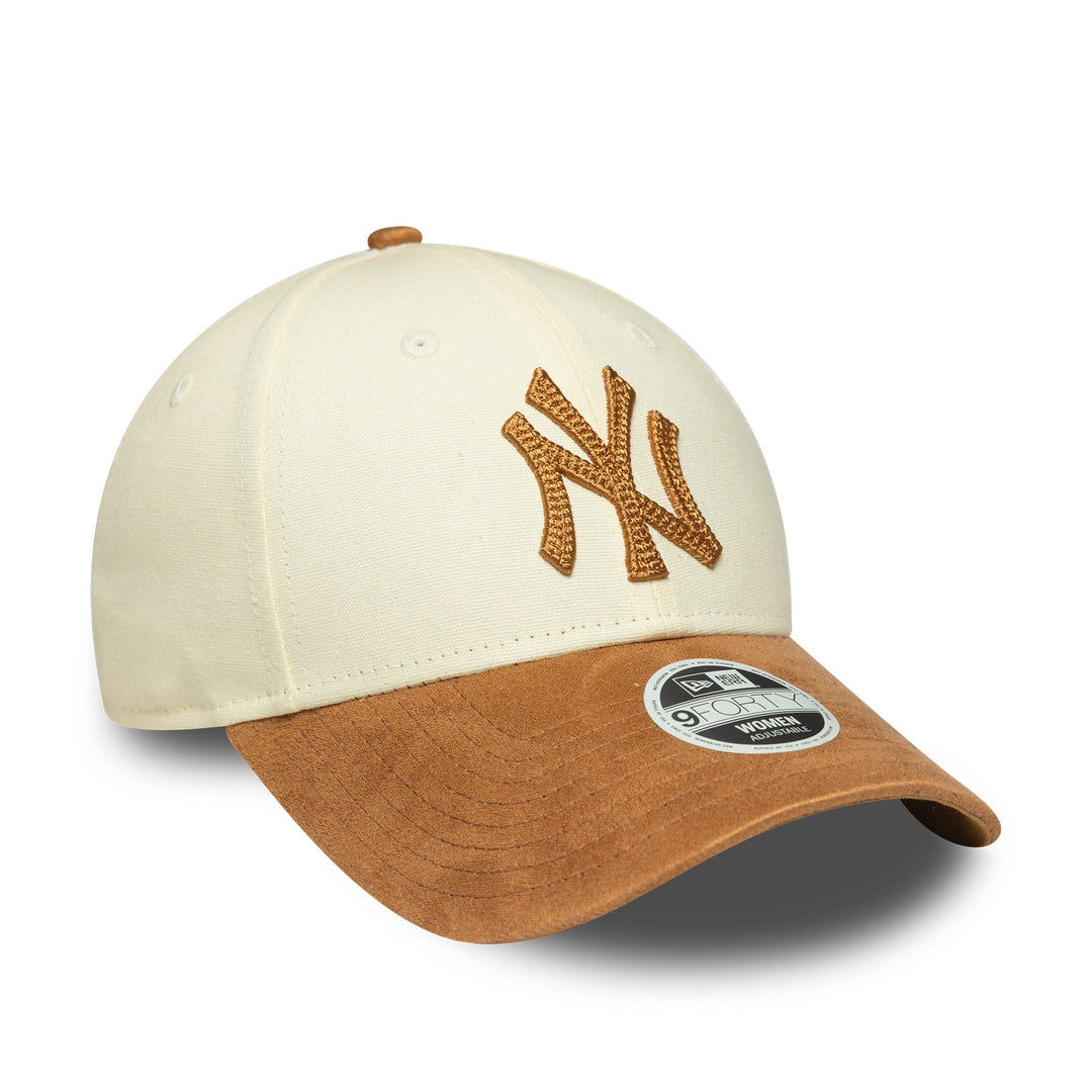 New York Yankees Womens Faux Suede MLB 9FORTY Strapback New Era LTC/CAM