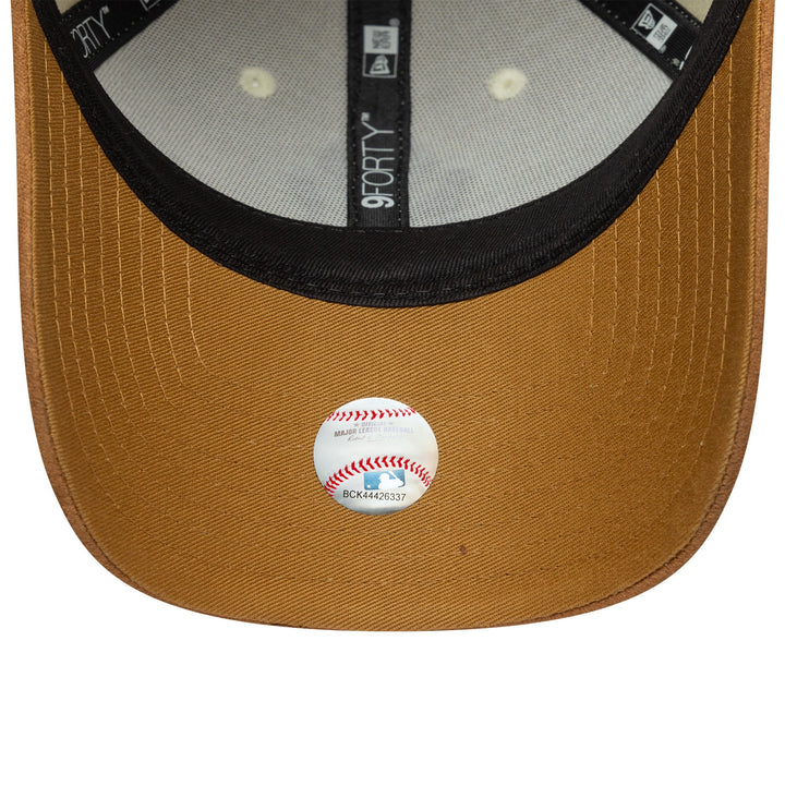 New York Yankees Womens Faux Suede MLB 9FORTY Strapback New Era LTC/CAM