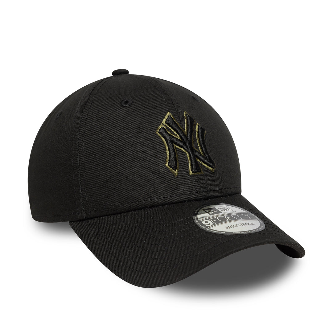 New York Yankees MLB Team Outline 9FORTY Strapback Black/Olive