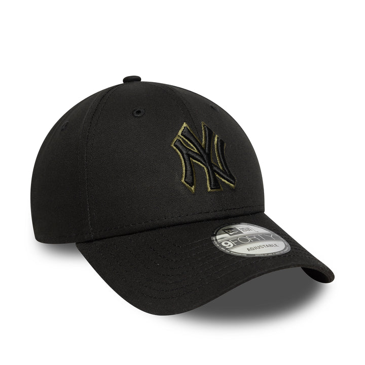 New York Yankees MLB Team Outline 9FORTY Strapback Black/Olive