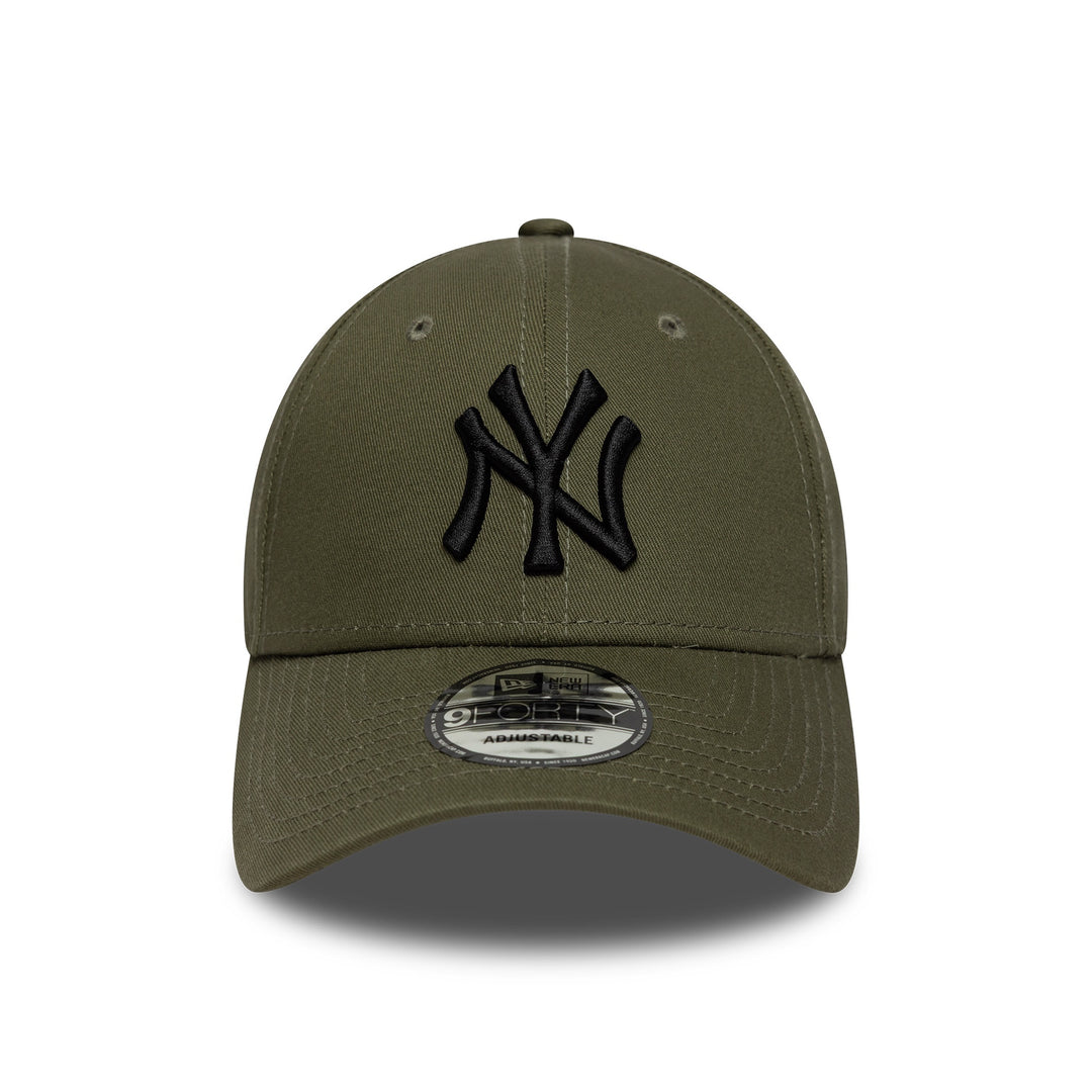 New York Yankees League Essential 9Forty New Era Snapback Olive