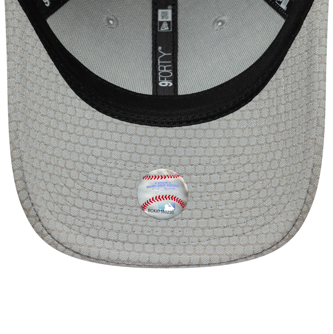 New York Yankees Flawless Mesh 9Forty Snapback New Era Grey