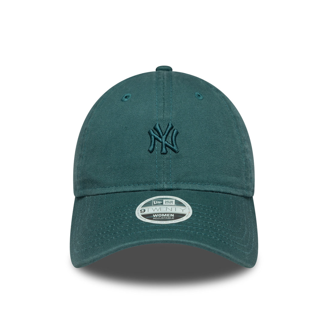 New York Yankees Womens Washed Mini Logo 9FORTY Strapback New Era Green