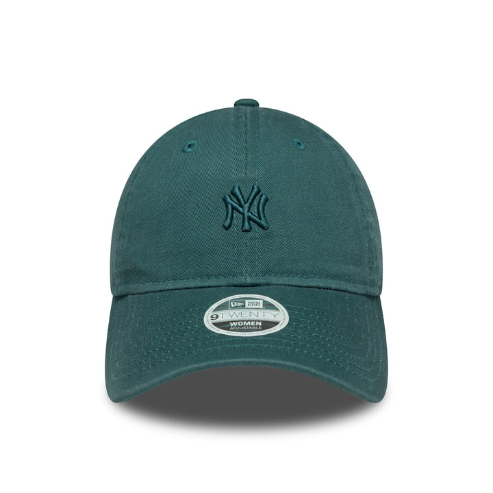 New York Yankees Womens Washed Mini Logo 9FORTY Strapback New Era Green
