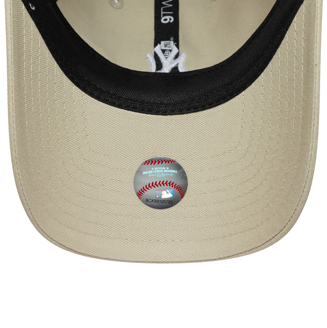 New York Yankees Womens Washed Mini 9Twenty Strapback New Era Stone