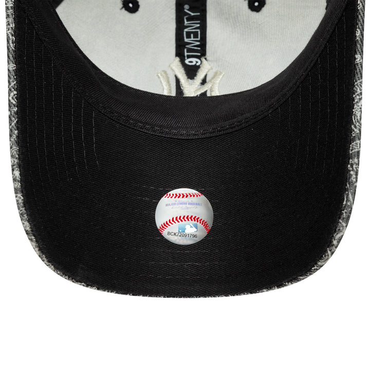 New York Yankees Washed Paisley 9Twenty New Era Snapback Black