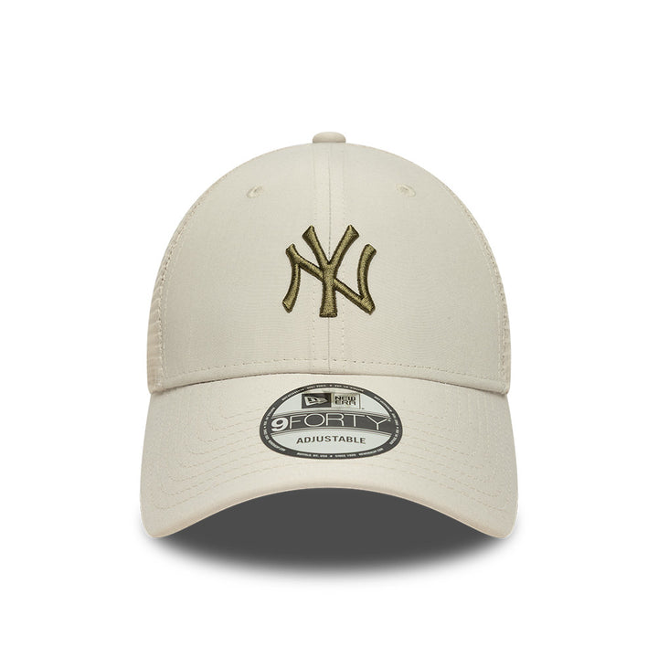 New York Yankees Homefield Trucker 9FORTY New Era Cream