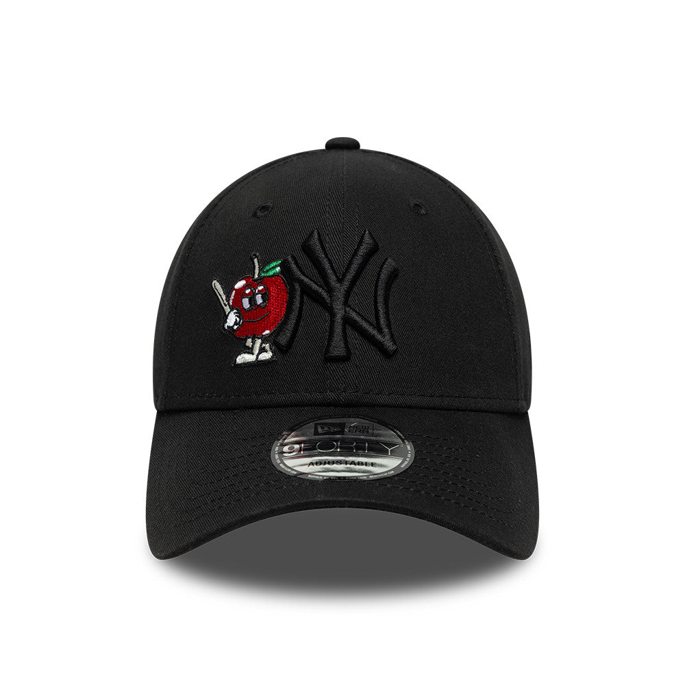 New York Yankees MLB Apple Icon 9Forty Strapback Black