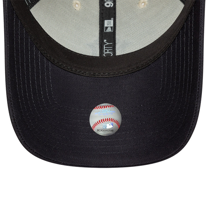 New York Yankees World Series 9FORTY Strapback New Era Beige/Blue