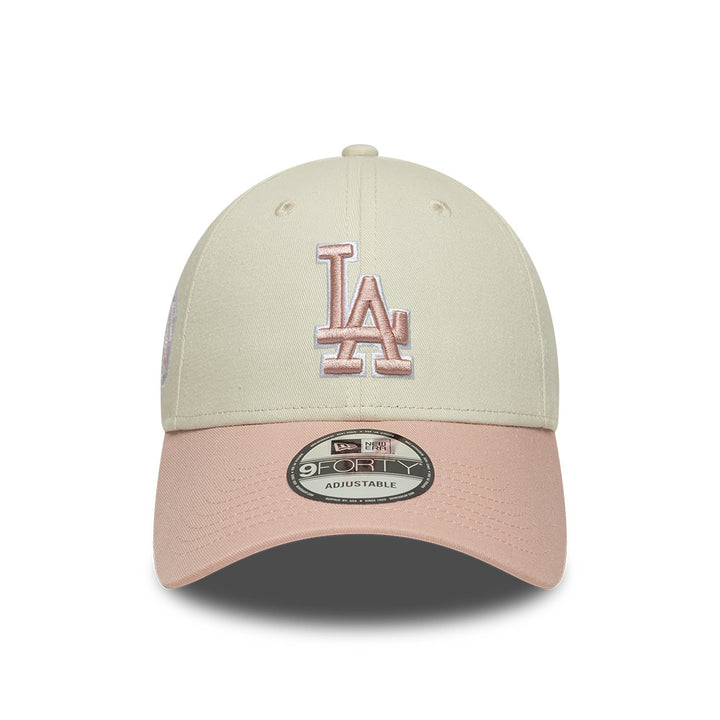 Los Angeles Dodgers World Series 9FORTY Strapback New Era Beige/Pink