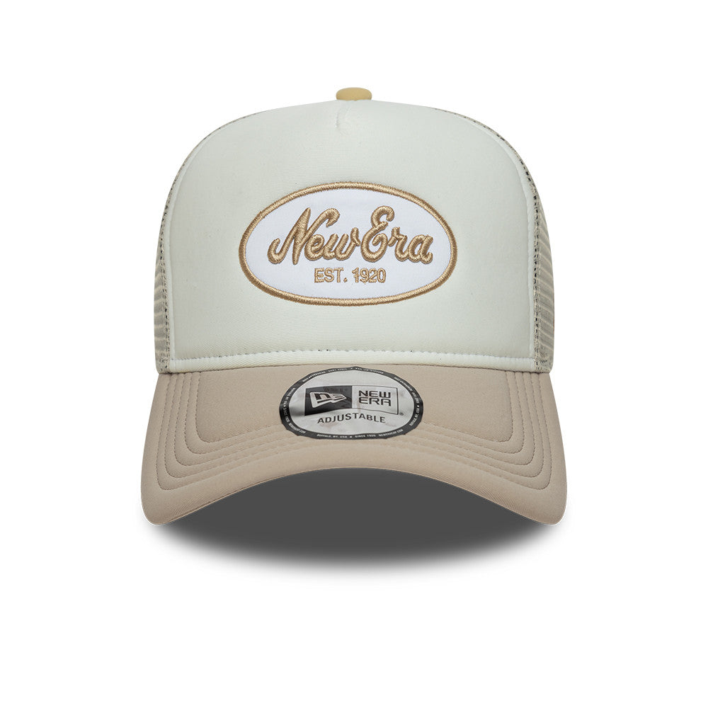 Oval Foam Patch Snapback Trucker New Era Branded
