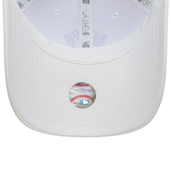 New York Yankees MLB League Essential 9FORTY Women Strapback New Era White/Purple