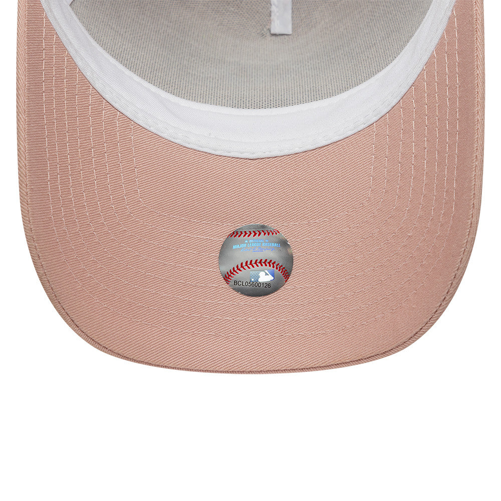 New York Yankees MLB AFrame Snapback Trucker New Era Pink