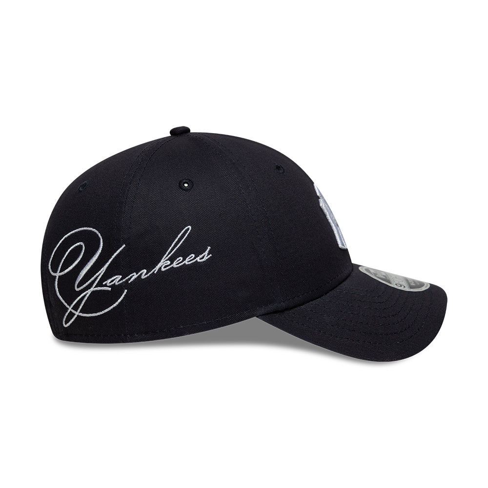 New York Yankees MLB Side Script 9FORTY Strapback New Era Navy