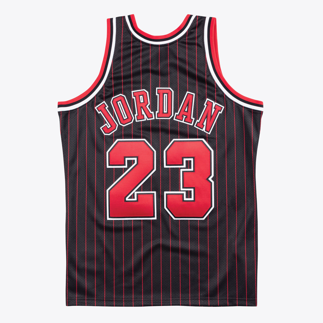 Michael Jordan Chicago Bulls 1996 NBA Authentic Alternate Jersey Mitchell &amp; Ness