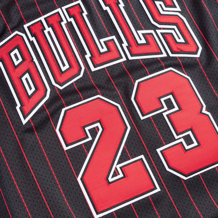 Michael Jordan Chicago Bulls 1996 NBA Authentic Alternate Jersey Mitchell &amp; Ness