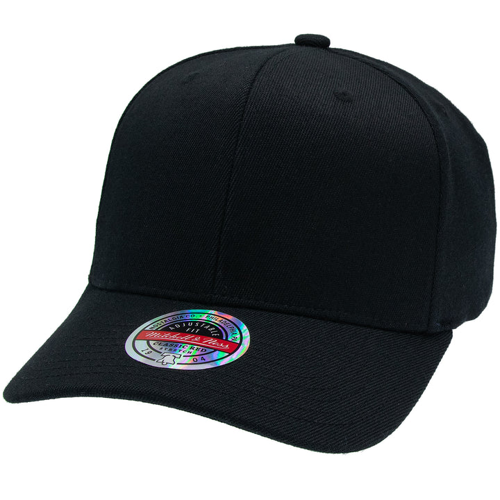 Branded Classic Red Snapback Mitchell &amp; Ness Black