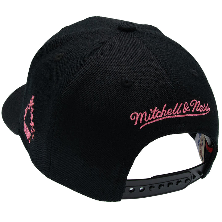 Los Angeles Lakers NBA Classic Red Snapback Mitchell &amp; Ness Black/Pink