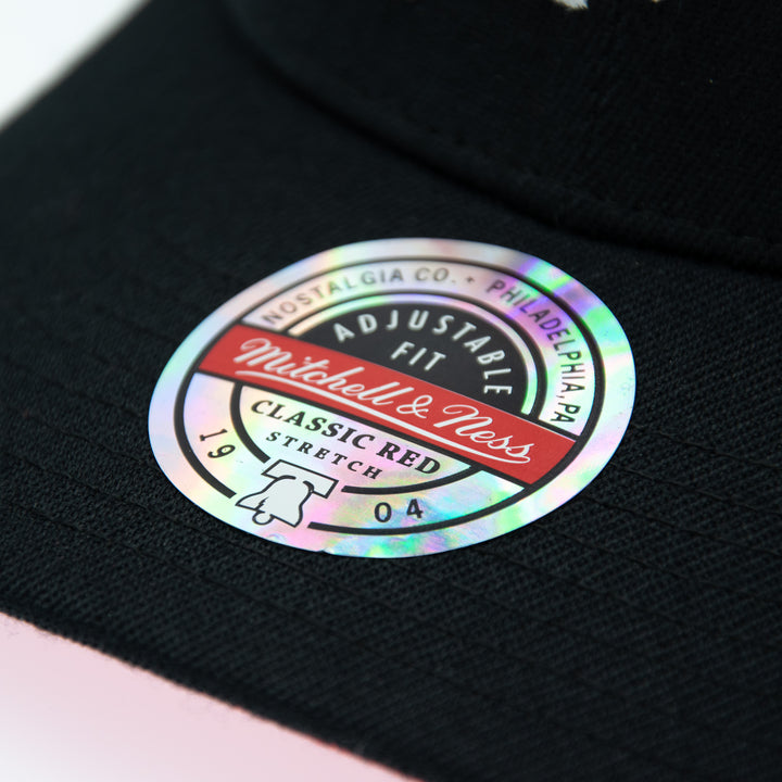 Miami Heat NBA Classic Red Snapback Mitchell &amp; Ness Black/Pink