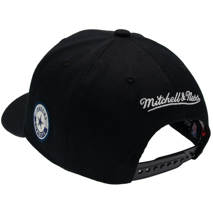 Dallas Cowboys NFL Black Out Classic Red Snapback Mitchell &amp; Ness Black