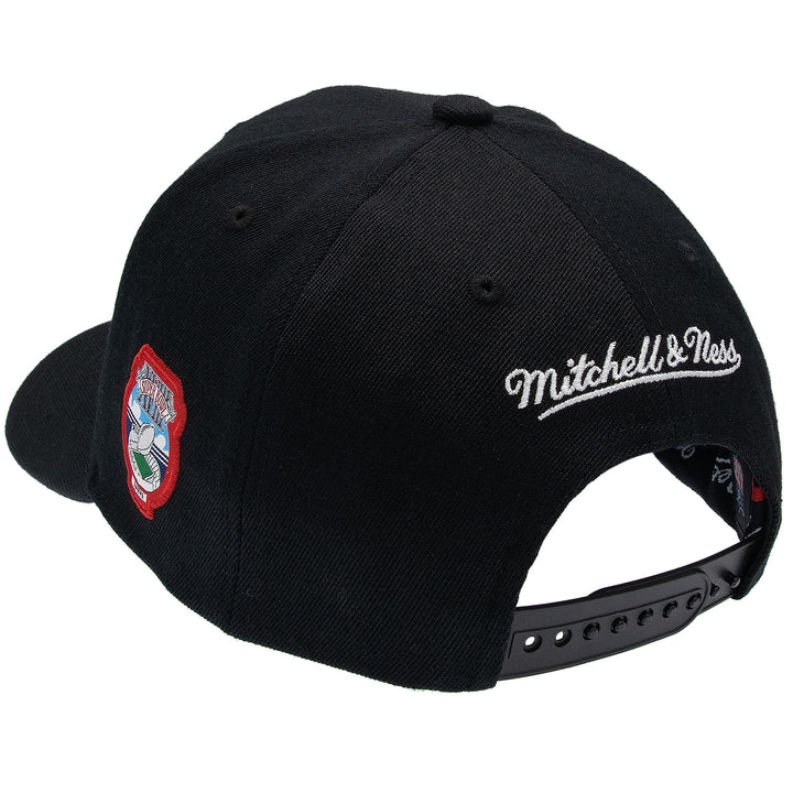 Oakland Raiders NFL Black Out Classic Red Snapback Mitchell &amp; Ness Black