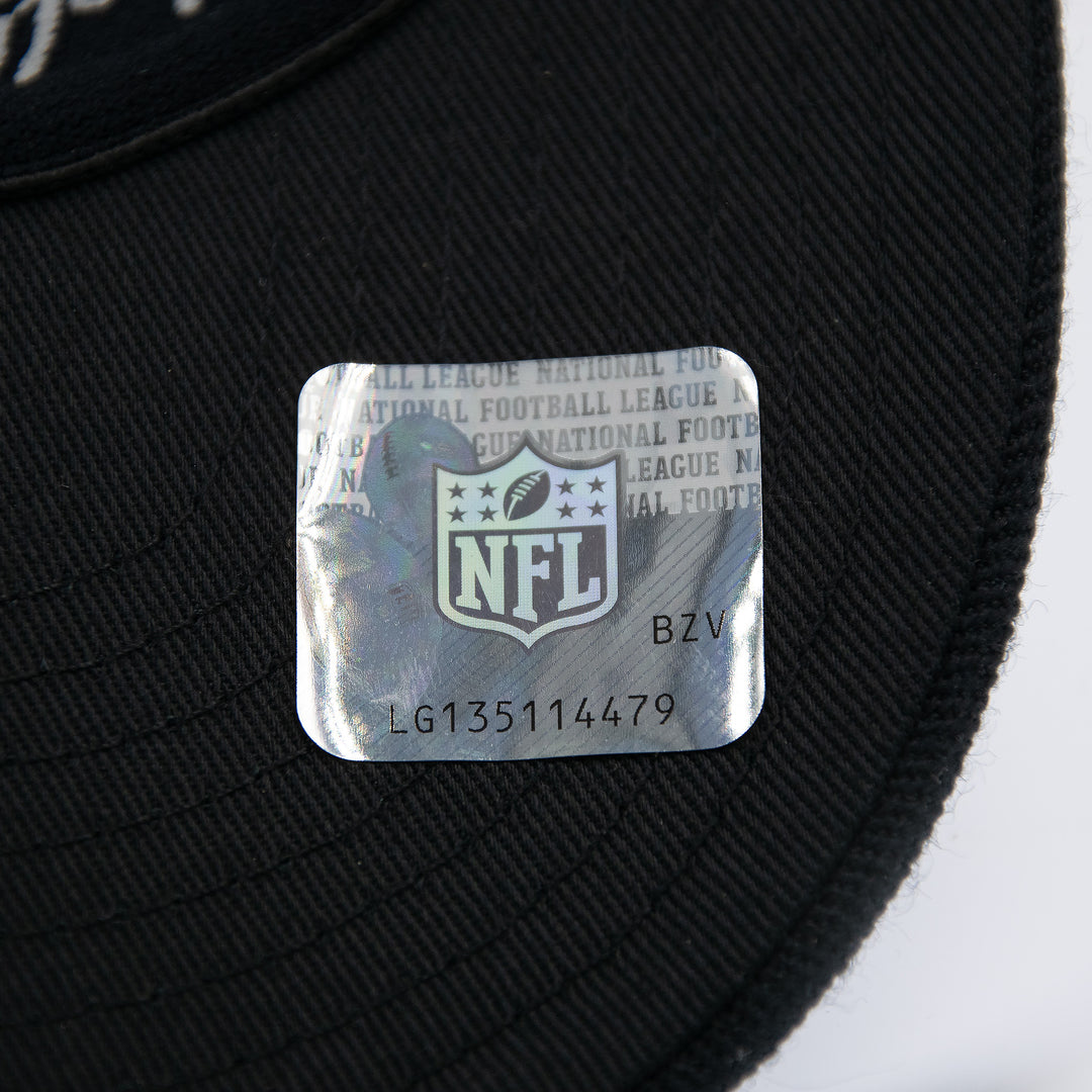 Oakland Raiders NFL Black Out Classic Red Snapback Mitchell &amp; Ness Black