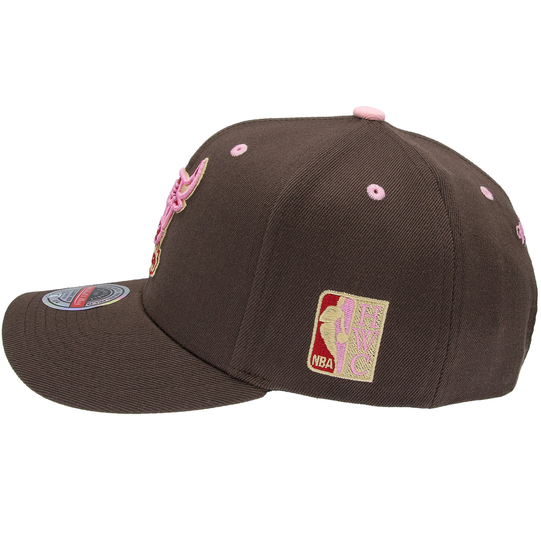 Chicago Bulls NBA Brown Sugar Bacon Classic Red Snapback Mitchell &amp; Ness Brown/Pink