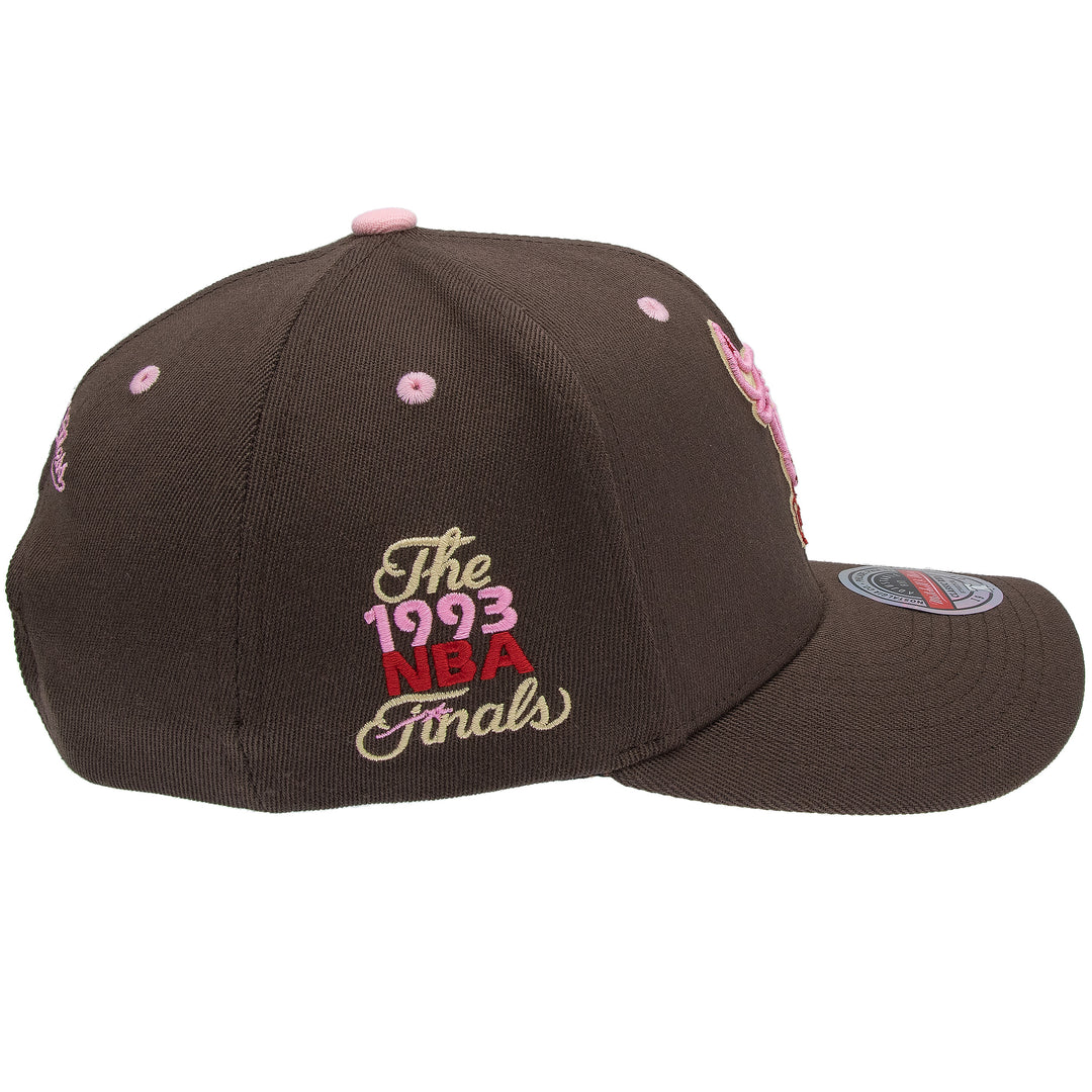 Chicago Bulls NBA Brown Sugar Bacon Classic Red Snapback Mitchell &amp; Ness Brown/Pink
