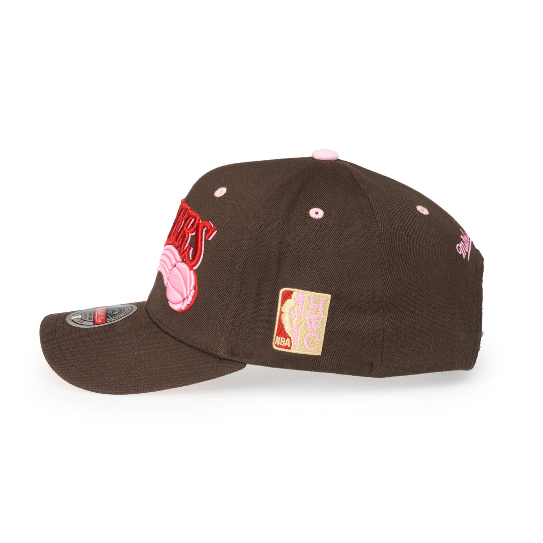Philadelphia 76ers NBA Brown Sugar Bacon Classic Red Snapback Mitchell &amp; Ness Brown/Pink