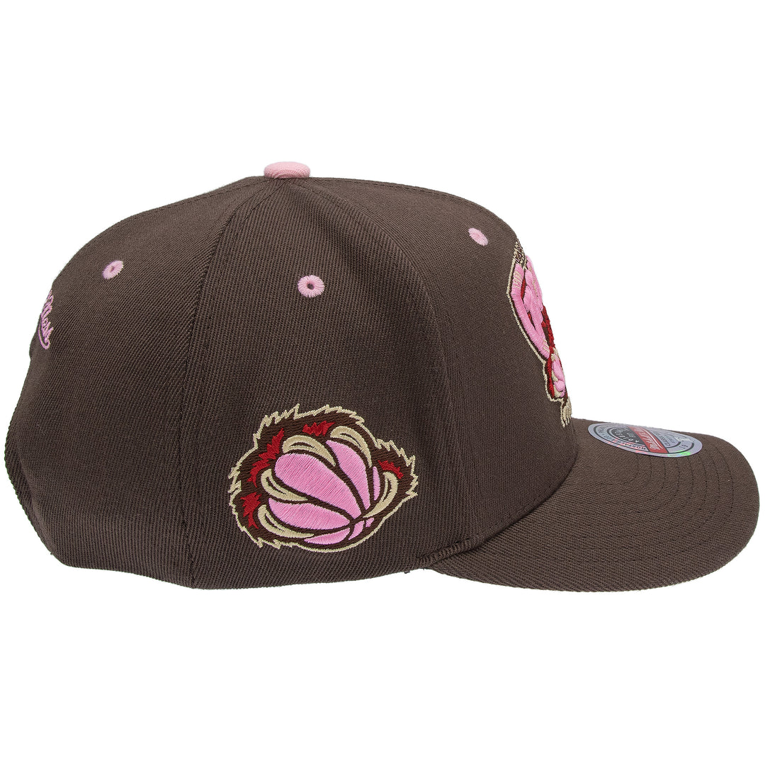 Vancouver Grizzlies NBA Brown Sugar Bacon Classic Red Snapback Mitchell &amp; Ness Brown/Pink