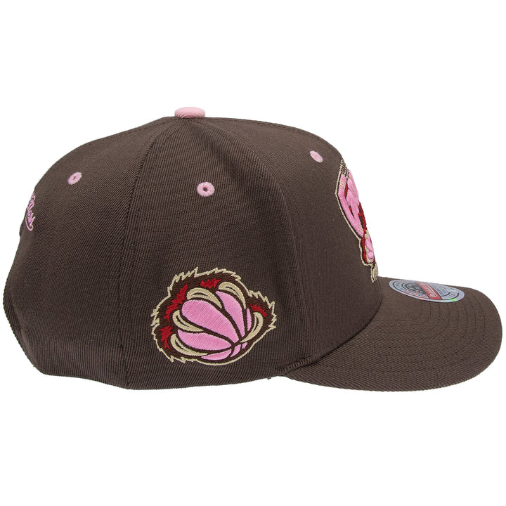 Vancouver Grizzlies NBA Brown Sugar Bacon Classic Red Snapback Mitchell &amp; Ness Brown/Pink