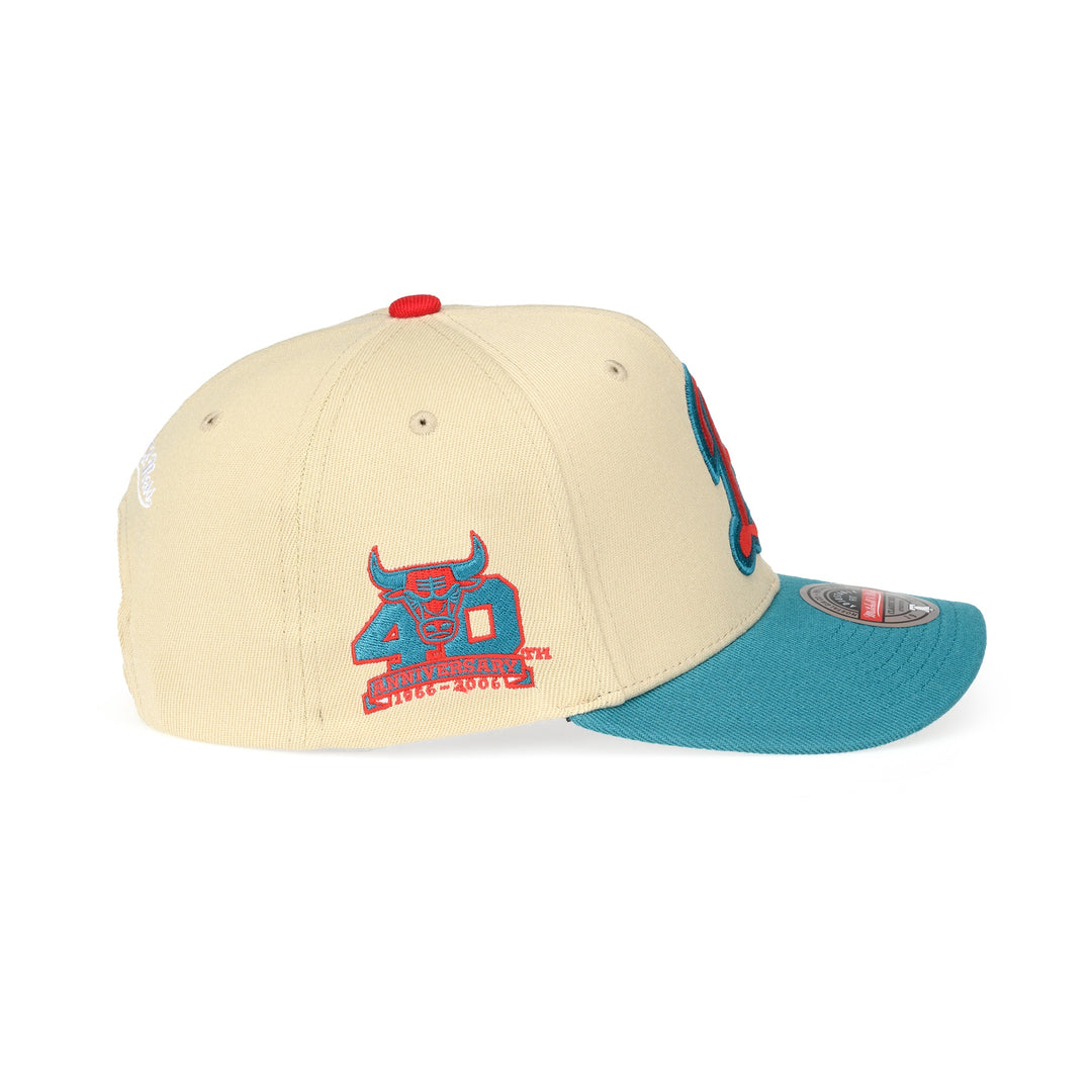 Mitchell &amp; Ness - Classic Red - NBA First Letter Chicago Bulls - Sand