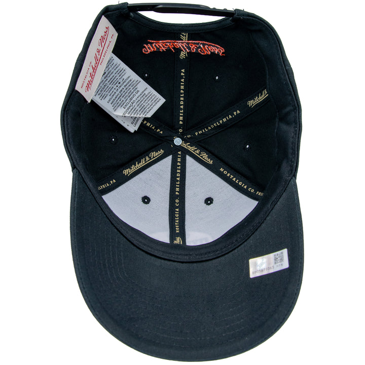 Chicago Blackhawks NHL Team Logo Low Pro Snapback Mitchell &amp; Ness Black