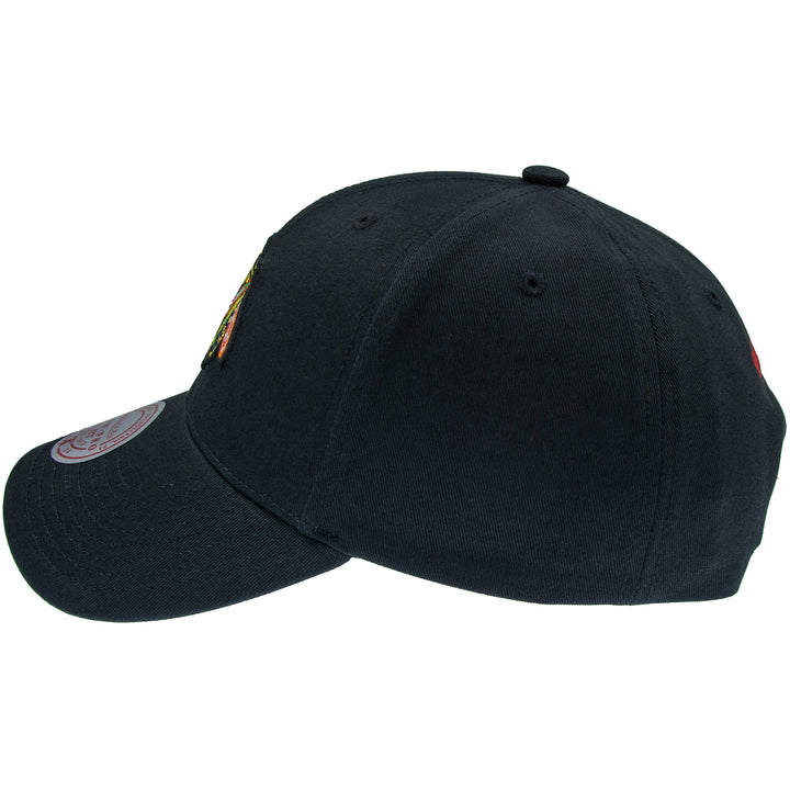 Chicago Blackhawks NHL Team Logo Low Pro Snapback Mitchell &amp; Ness Black