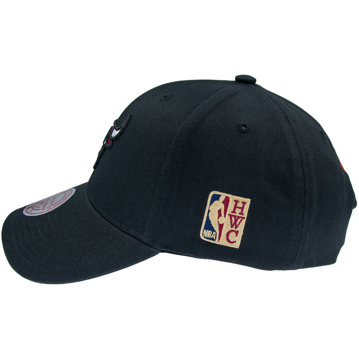 Chicago Bulls NBA Team Logo Low Pro Snapback Mitchell &amp; Ness Black
