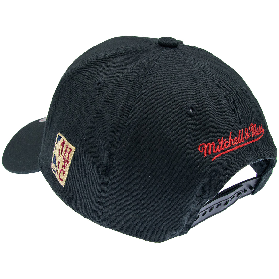 Philadelphia 76ers NBA Team Logo Low Pro Snapback Mitchell &amp; Ness Black