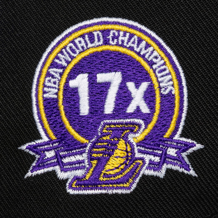 Los Angeles Lakers NBA Pro Pinch Snapback Mitchell &amp; Ness Black