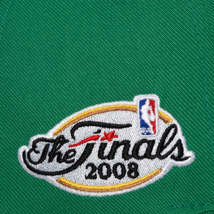 Boston Celtics NBA Pro Pinch Snapback Mitchell &amp; Ness Green