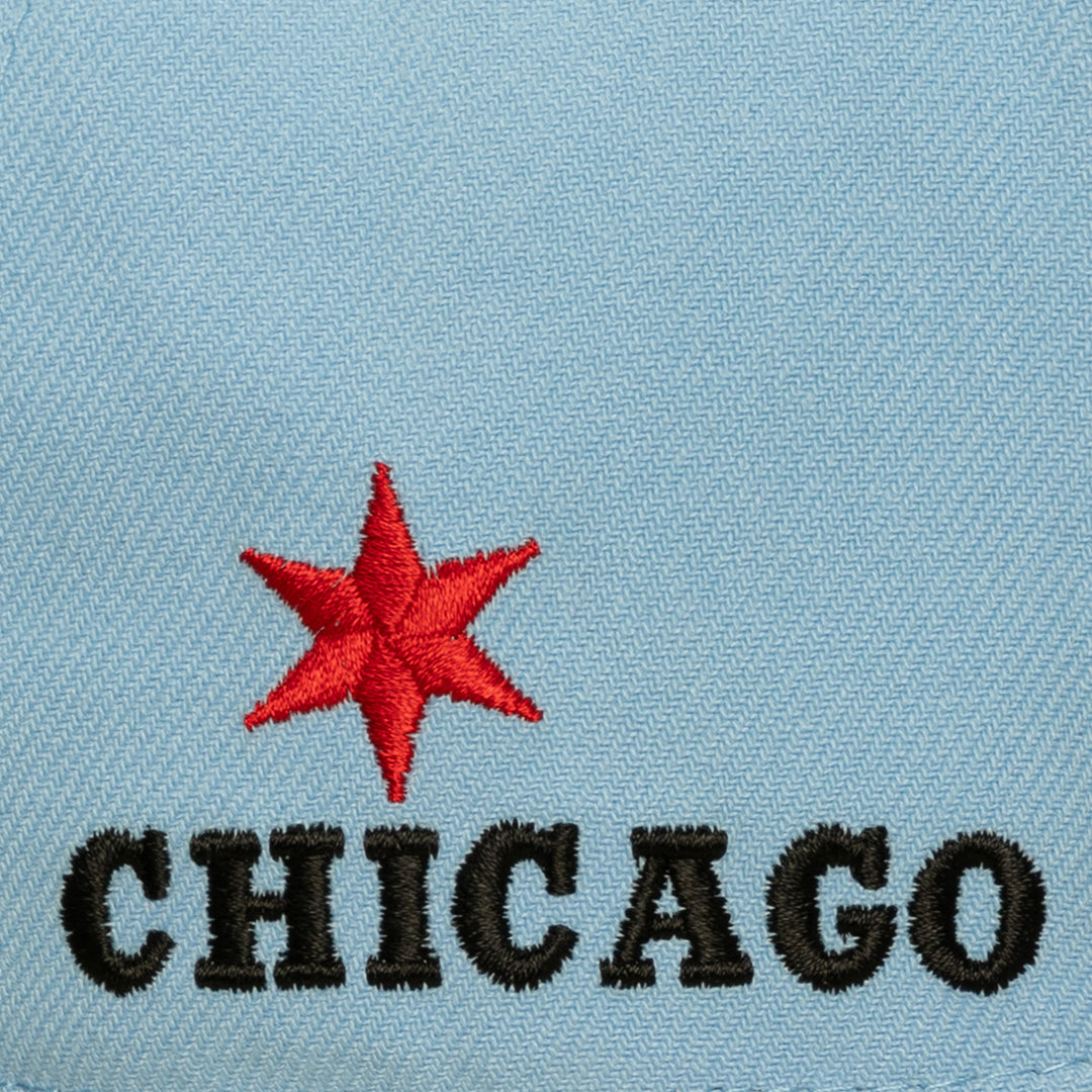 Chicago Bulls NBA In the City Pro Snapback Mitchell &amp; Ness Light Blue