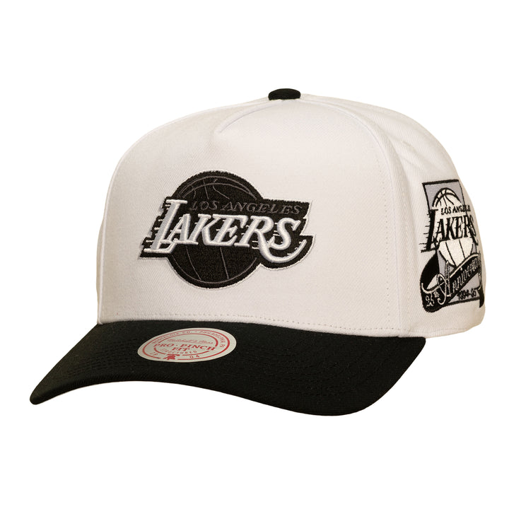 Los Angeles Lakers NBA In the City Pro Snapback Mitchell &amp; Ness White
