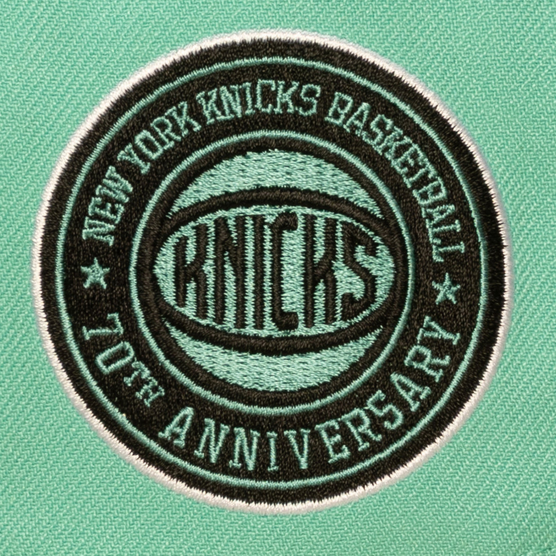 New York Knicks NBA In the City Pro Snapback Mitchell &amp; Ness Teal