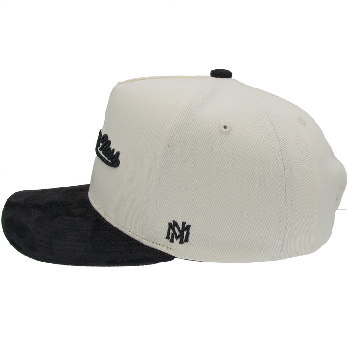 Mitchell &amp; Ness Branded Luxury Script Pro Pinch Snapback