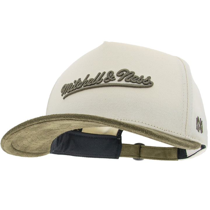 Mitchell &amp; Ness Branded Luxury Script Pro Pinch Snapback Green