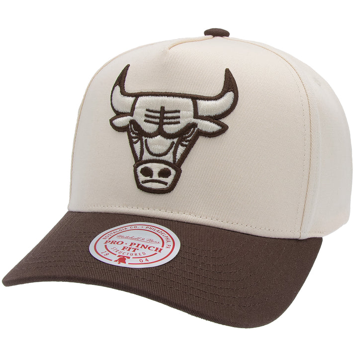 Chicago Bulls NBA Coconut Cream Pro Pinch Snapback Mitchell &amp; Ness