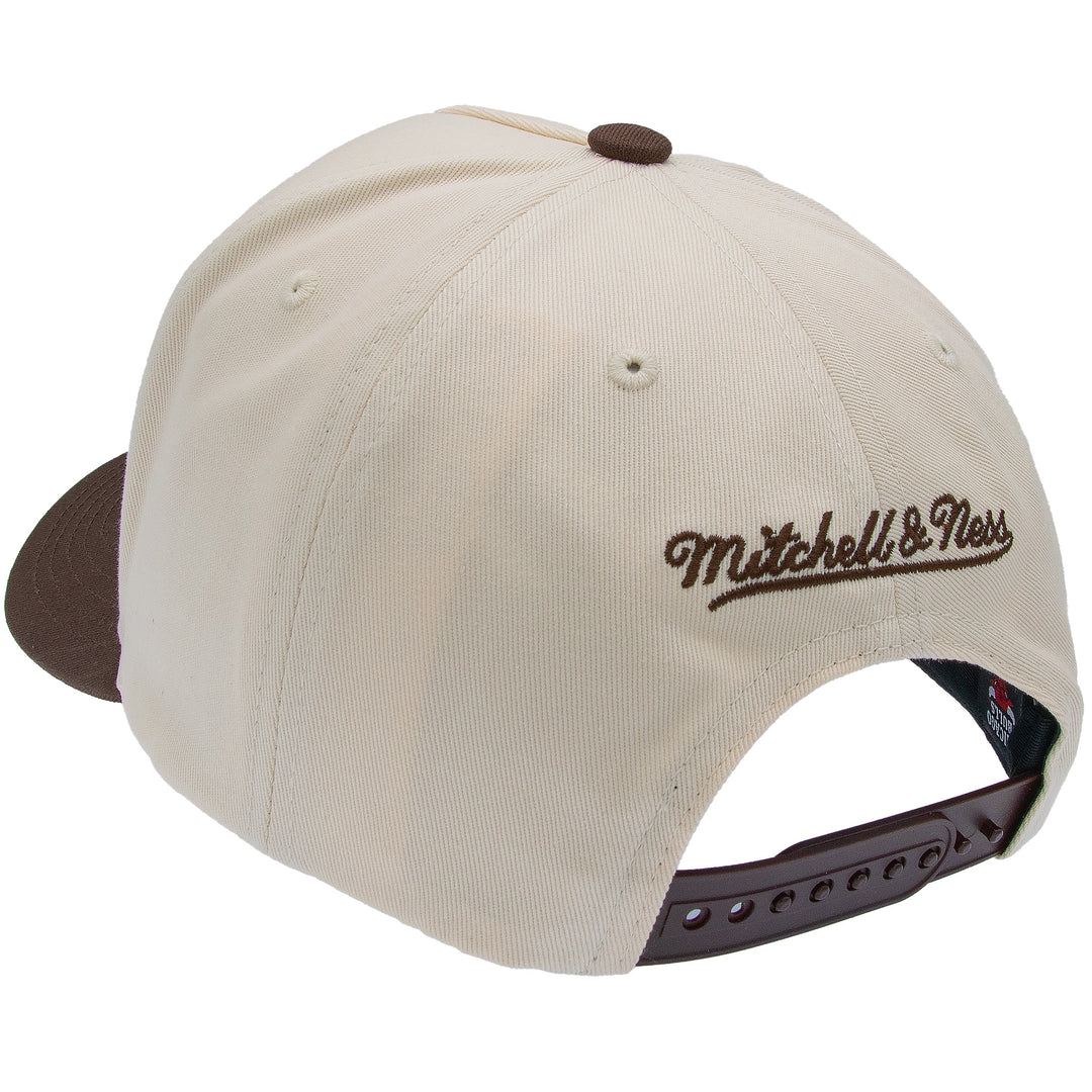 Chicago Bulls NBA Coconut Cream Pro Pinch Snapback Mitchell &amp; Ness