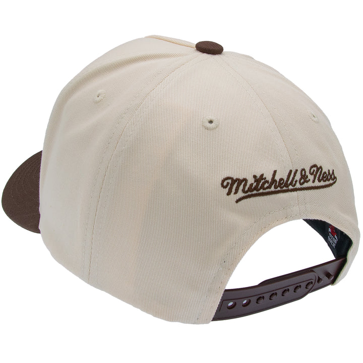 Chicago Bulls NBA Coconut Cream Pro Pinch Snapback Mitchell &amp; Ness