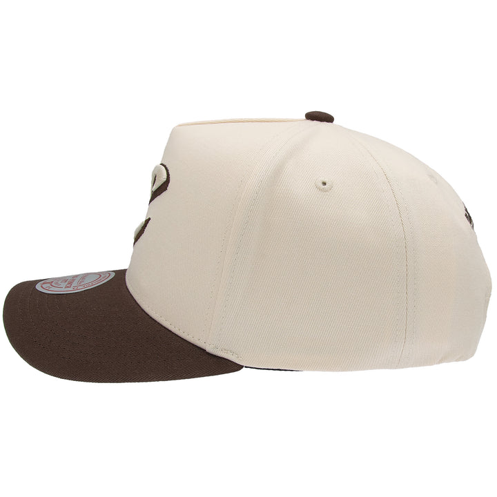 Cleveland Cavaliers NBA Coconut Cream Pro Pinch Snapback Mitchell &amp; Ness